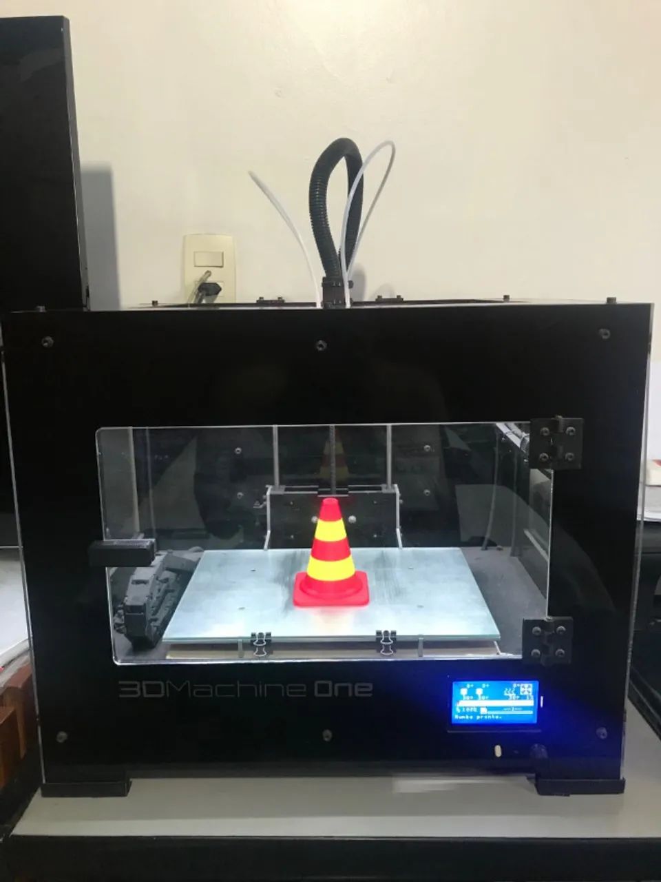 Impressora 3D com 2 extrusores, display com comandos, cabine ZWHZ  Vendo Impressora 3D Mac