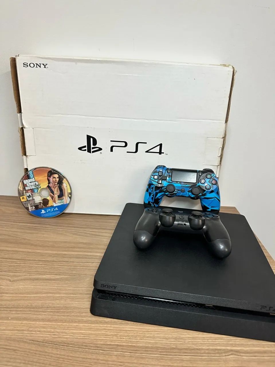 Ps4 slim 1TB + 2 controle  - Foto 4
