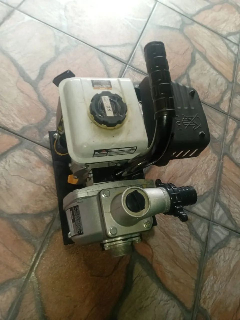 Motor bomba toyama 2,5 polegadas - Foto 3