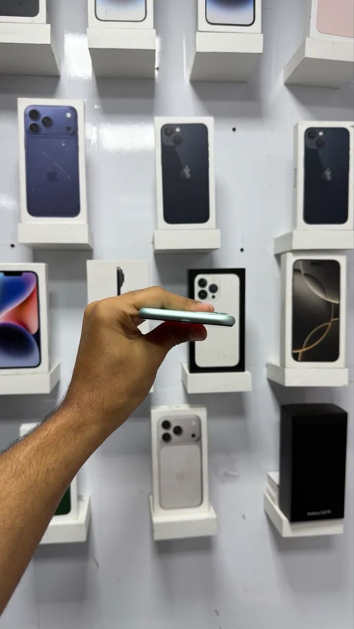 IPHONE 11 64 GB VERDE SEM FACE ID  - Foto 4