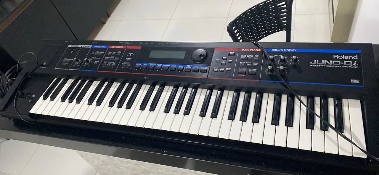 Vendo teclado Roland Juno Di - Foto 4