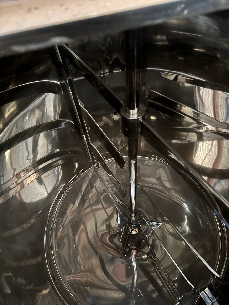 Tanque Misturador Encamisado em Aço Inox 316 L com Aquecimento Elétrico - Novo Sem Uso - Foto 5