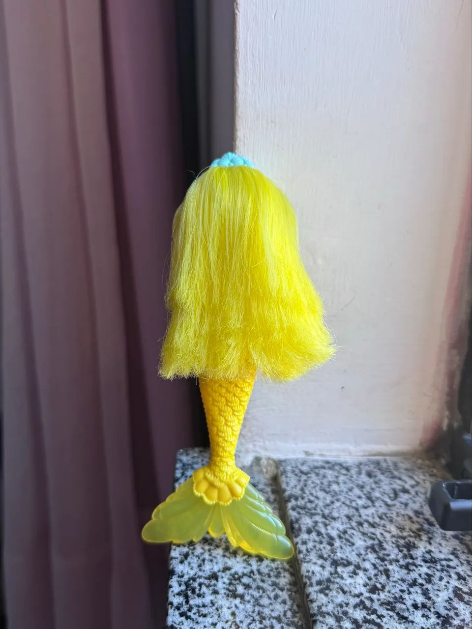 Boneca Barbie Dreamtopia Chelsea Sereia Amarela - Foto 3
