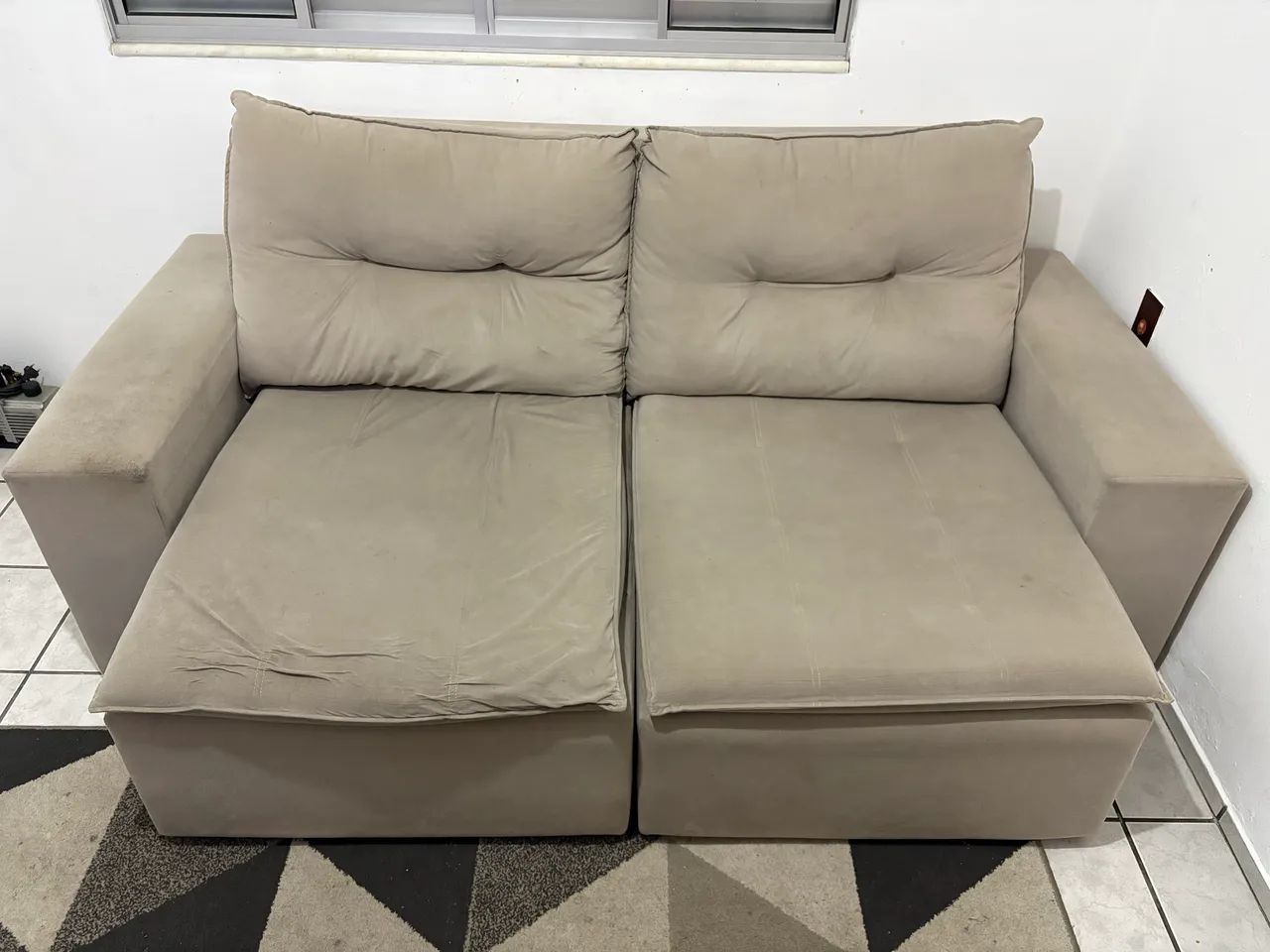 Sofá 3 lugares  - Foto 2