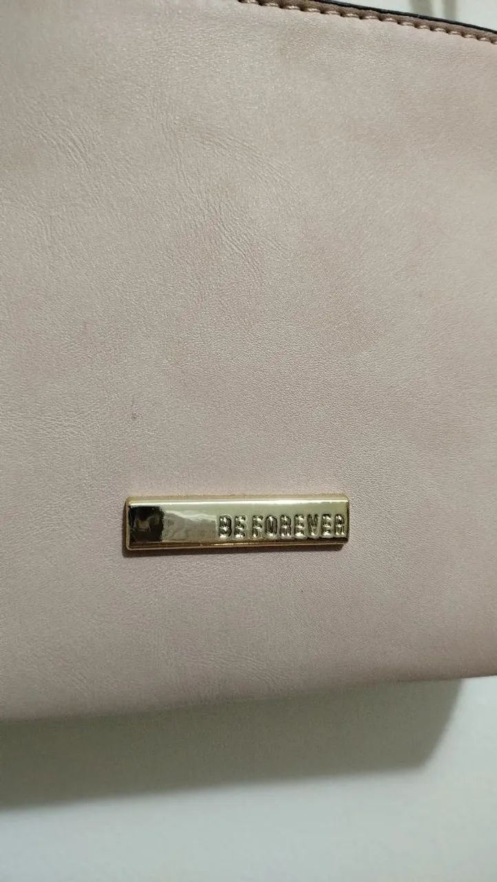 Bolsa bege de ombro be forever com alça ajustável  - Foto 2