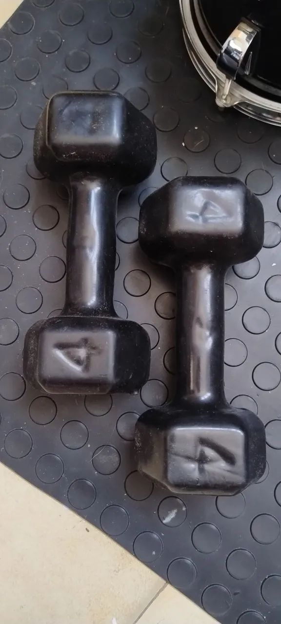 Vendo Halteres 4kg emborrachado 