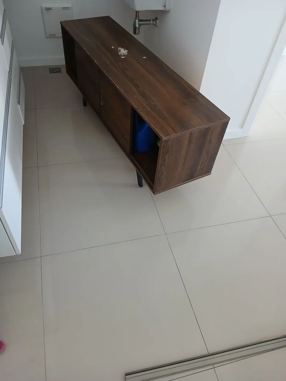 RACK TV -  em MDF, Super conservada 