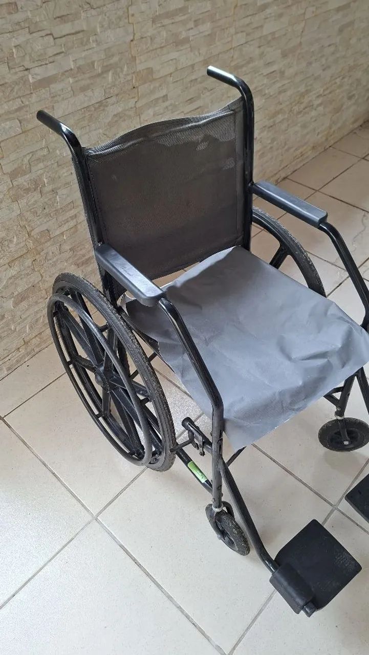 Doação de cadeira de rodas  - Foto 5