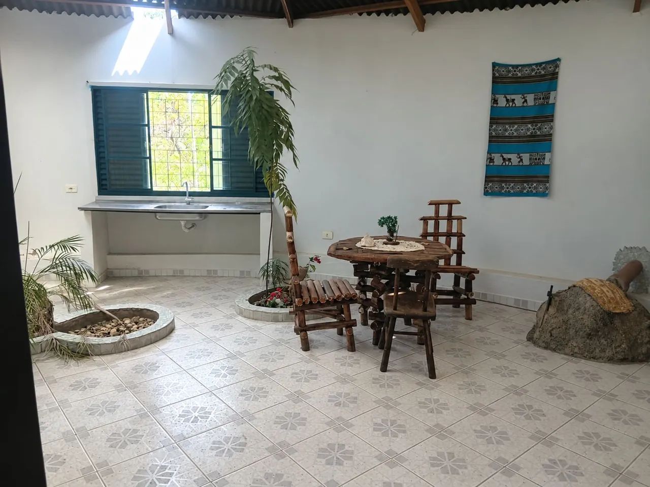 Chácara na Chapada dos Veadeiros com casa e rio - Foto 3