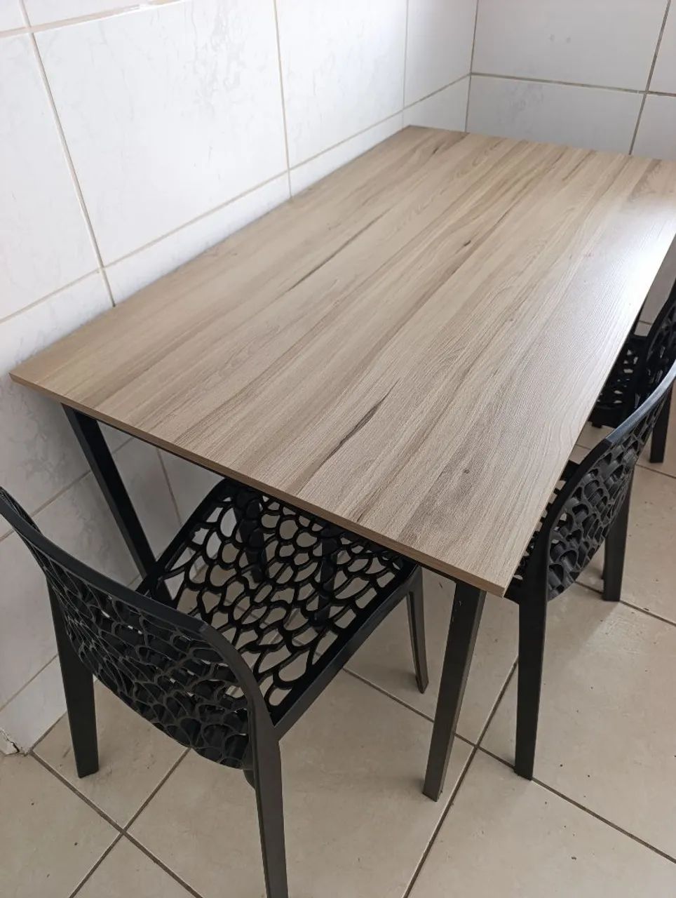 Mesa com 4 cadeiras, estilo indústrial - Foto 2