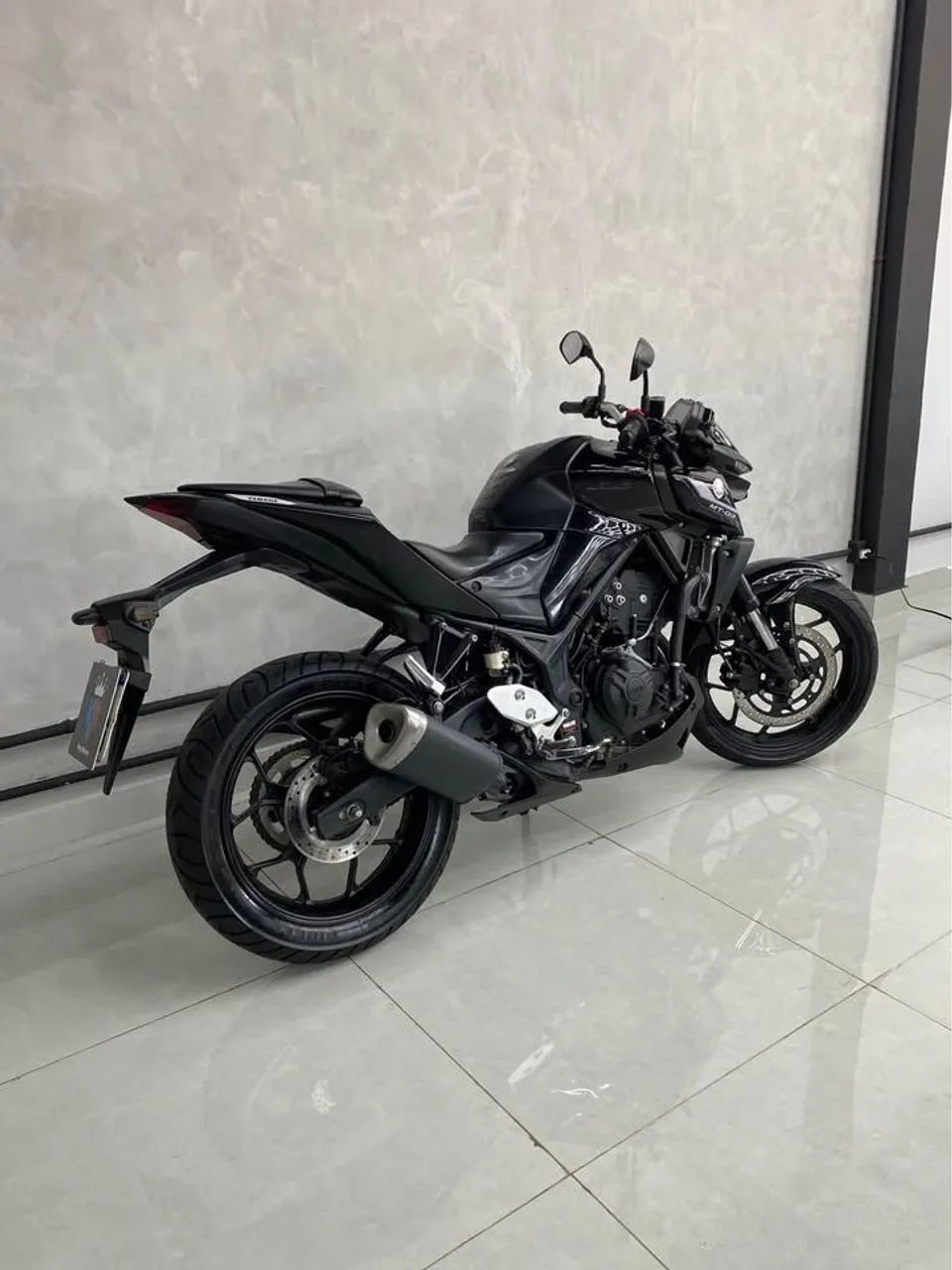 Yamaha MT-03  - Foto 3