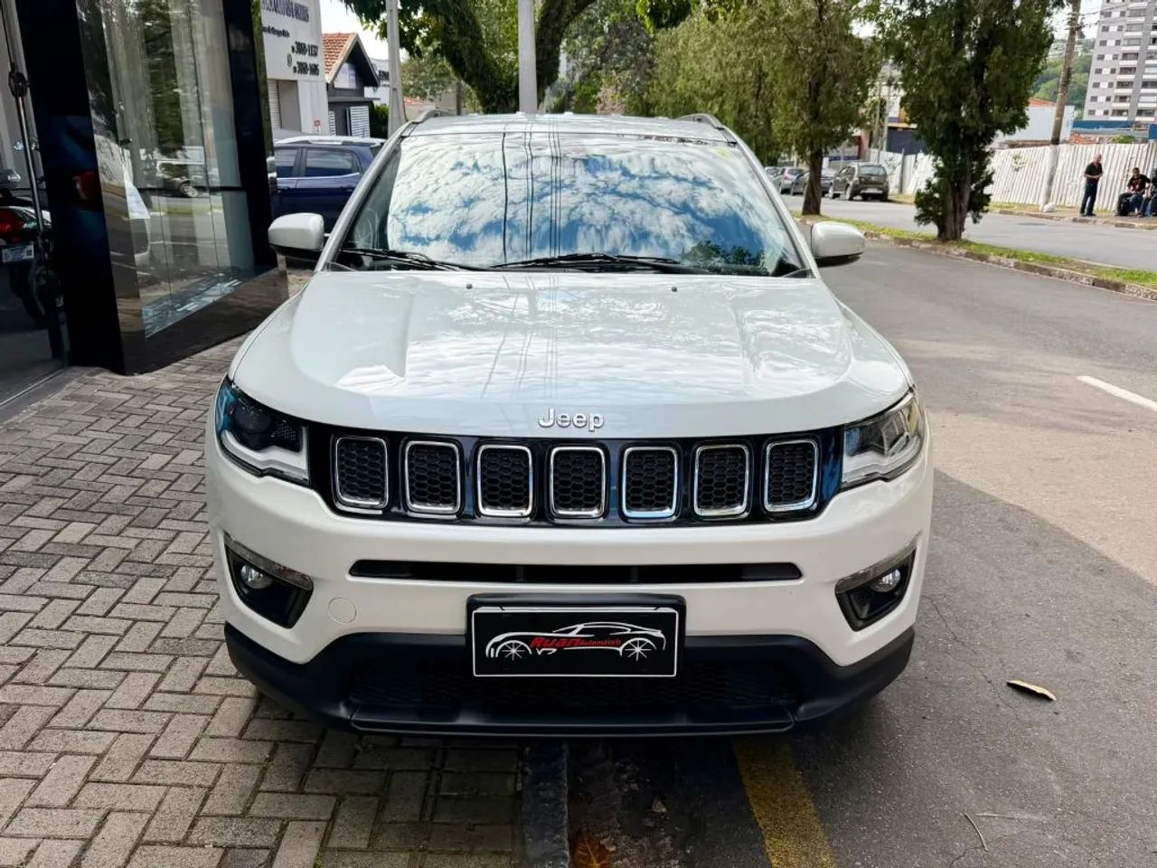 Jeep Compass Longitude 2.0 4X2 Flex 16V Aut. 2017 - Foto 4