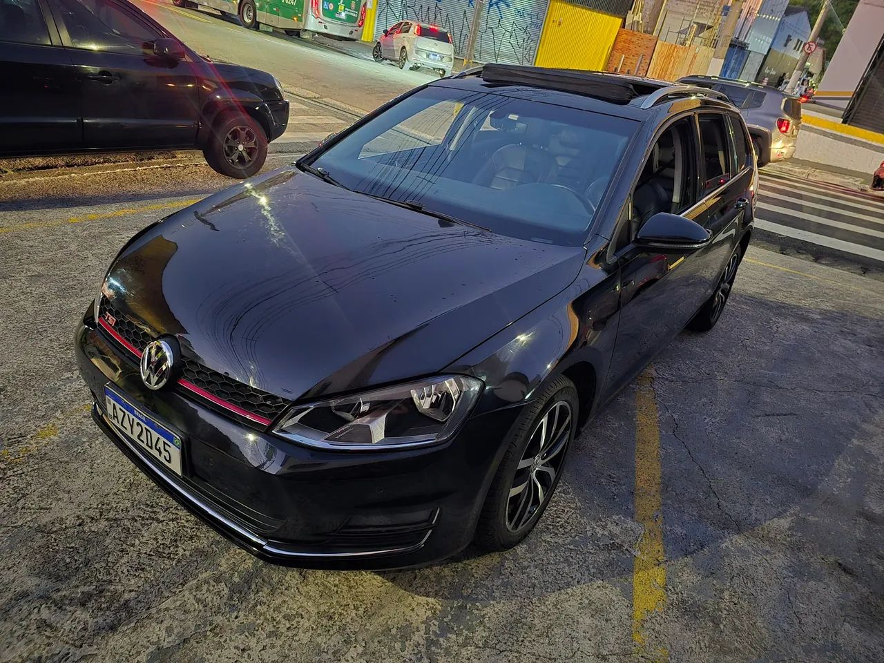 Volkswagen Golf Variant Highli. 1.4 TSI T.Flex Aut, foto 2 de 6