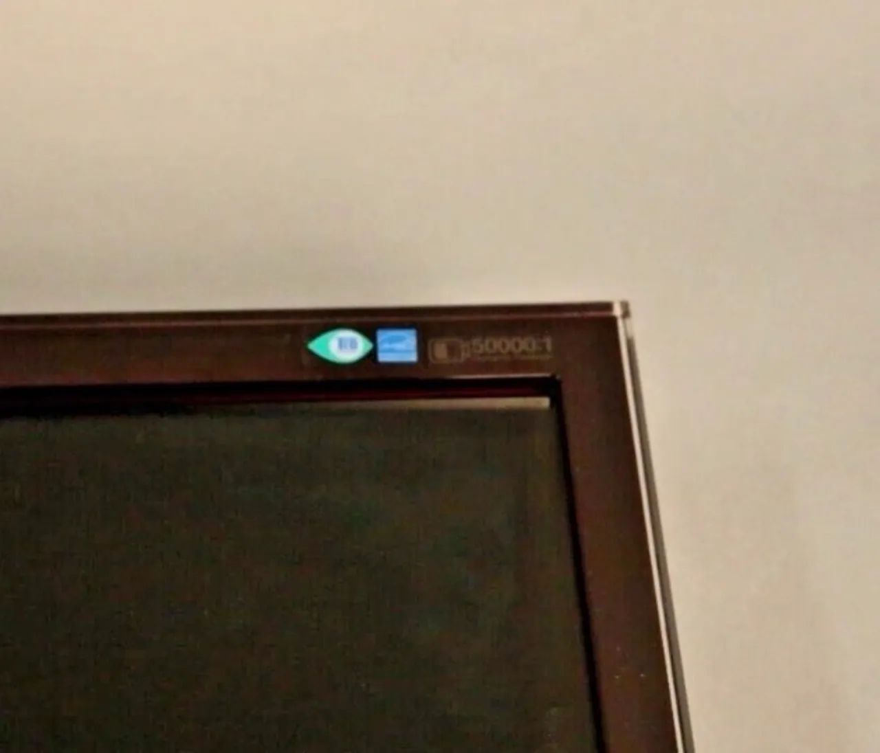 Monitor LCD Samsung SyncMaster P2250 - Foto 3