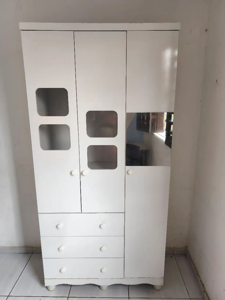 Guarda roupa infantil 