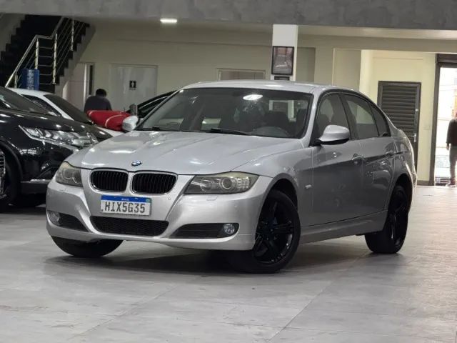 BMW 320I A 2011