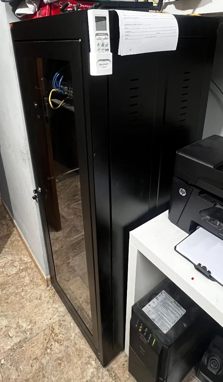 gabinete rack de 28UX570mm - Foto 3