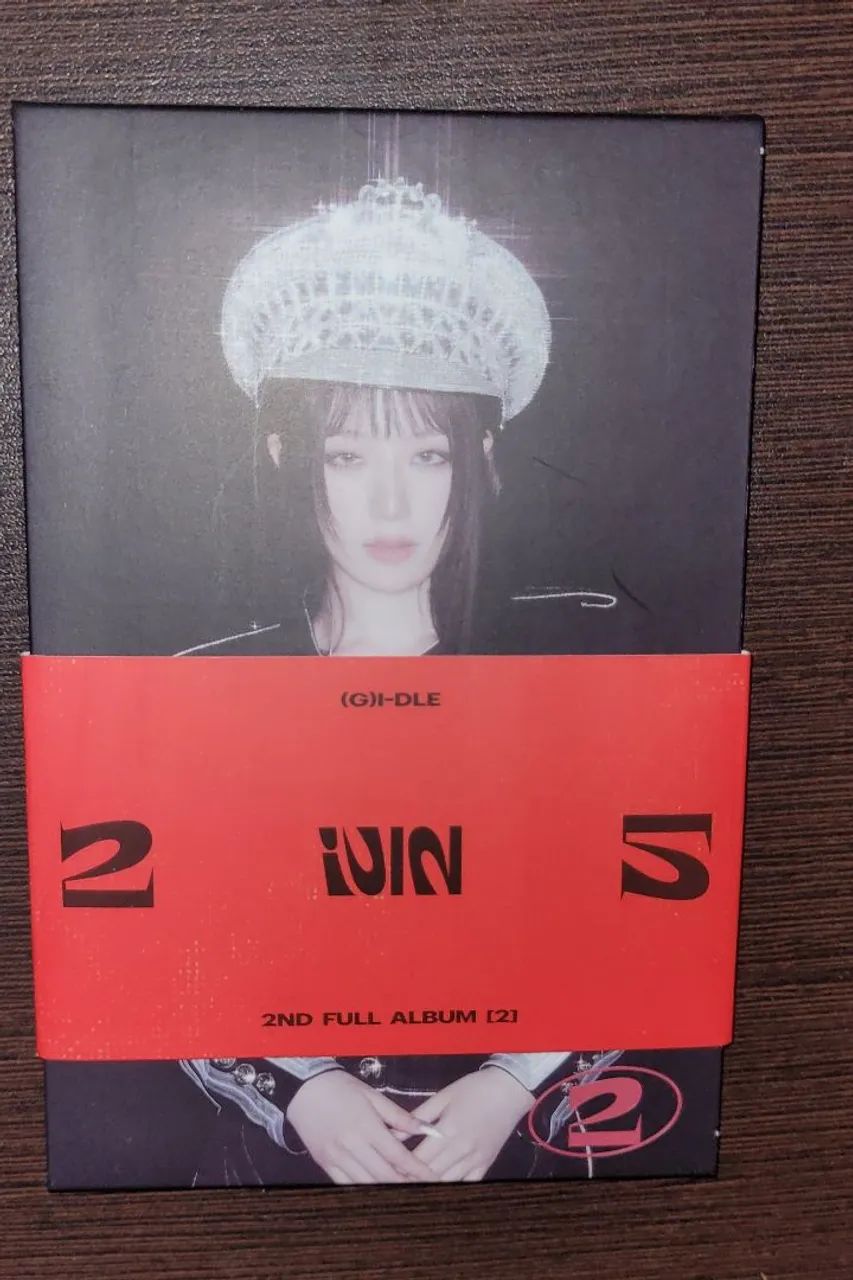(G)I-DLE POCAALBUM SHUHUA VER.