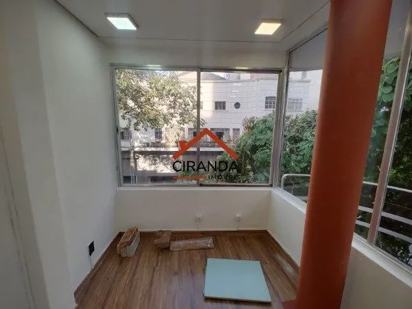 Sobreloja com Vitrine para Rua Augusta - Excelente Ponto Comercial! - Foto 4