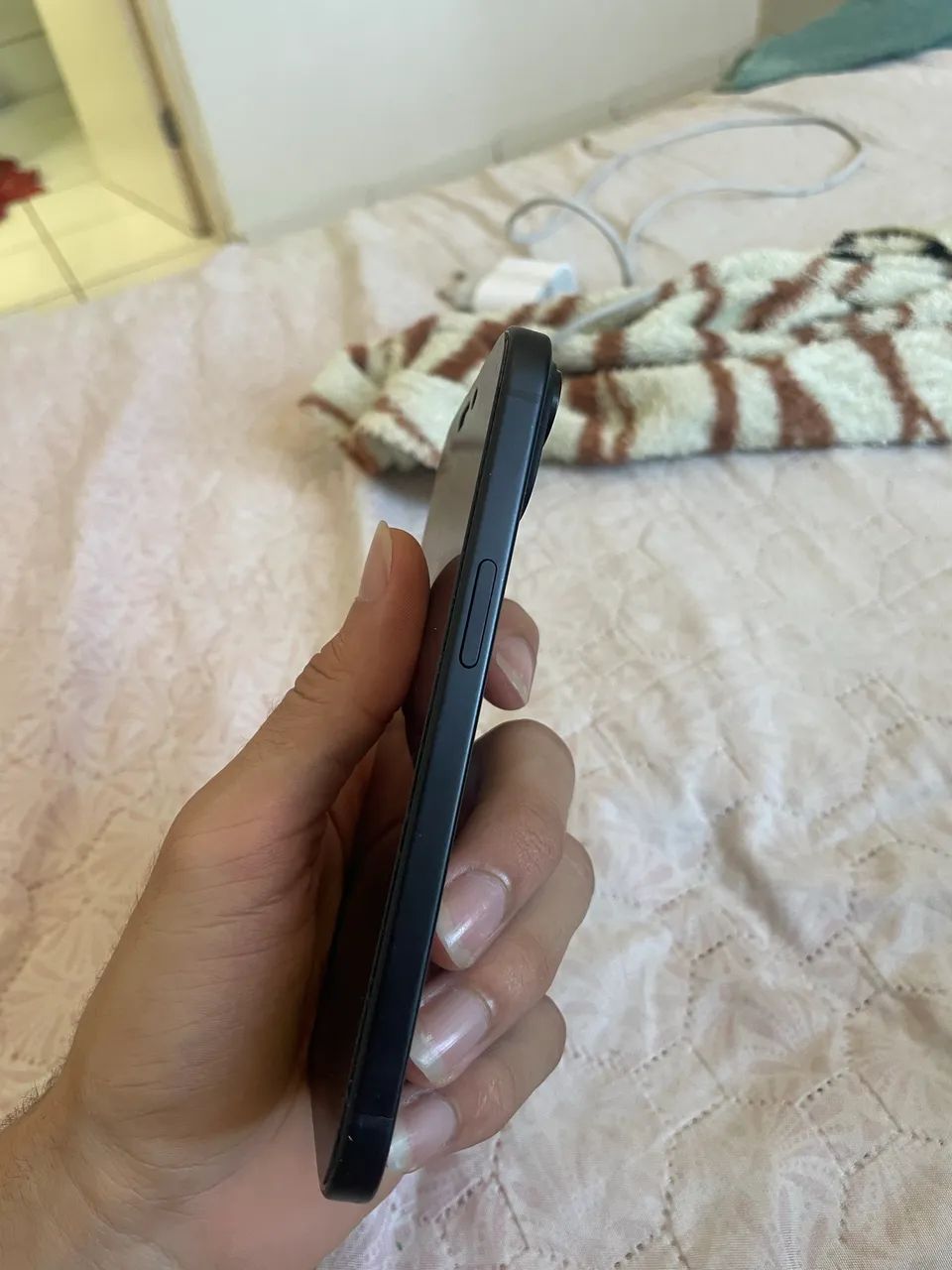iPhone 15  - Foto 2