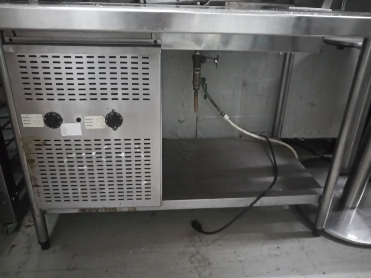 Balcão Condimentadora pista gelada e quente , inox  - Foto 2