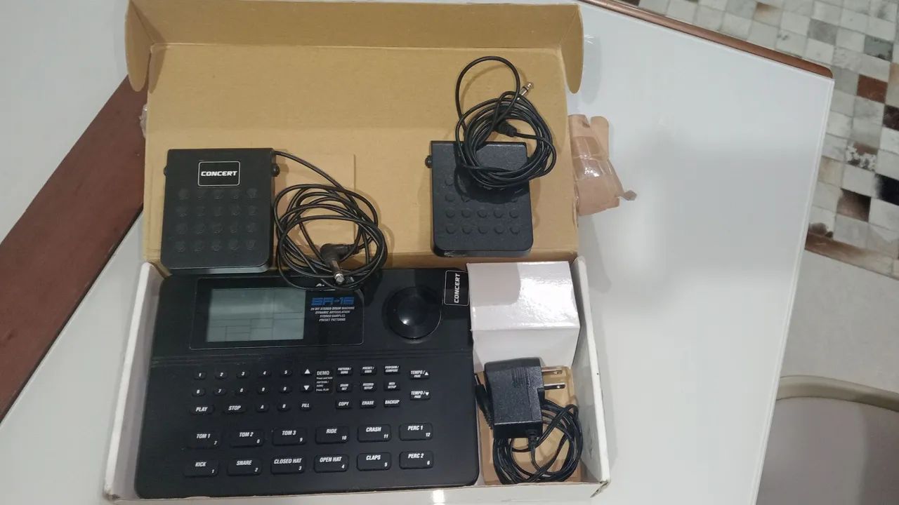 Alesis sr16  - Foto 2