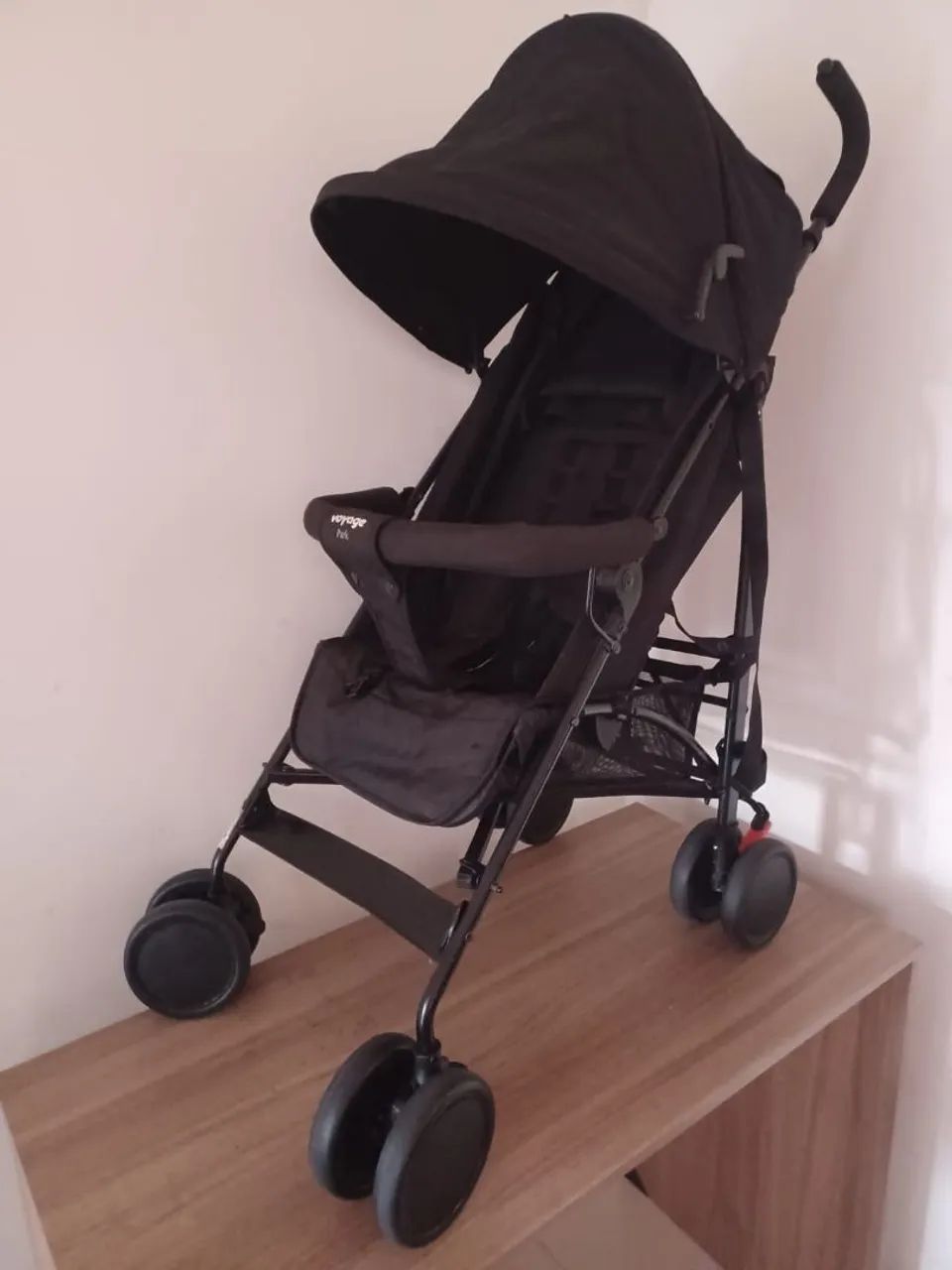 Carrinho de Bebê Park Preto da Voyage