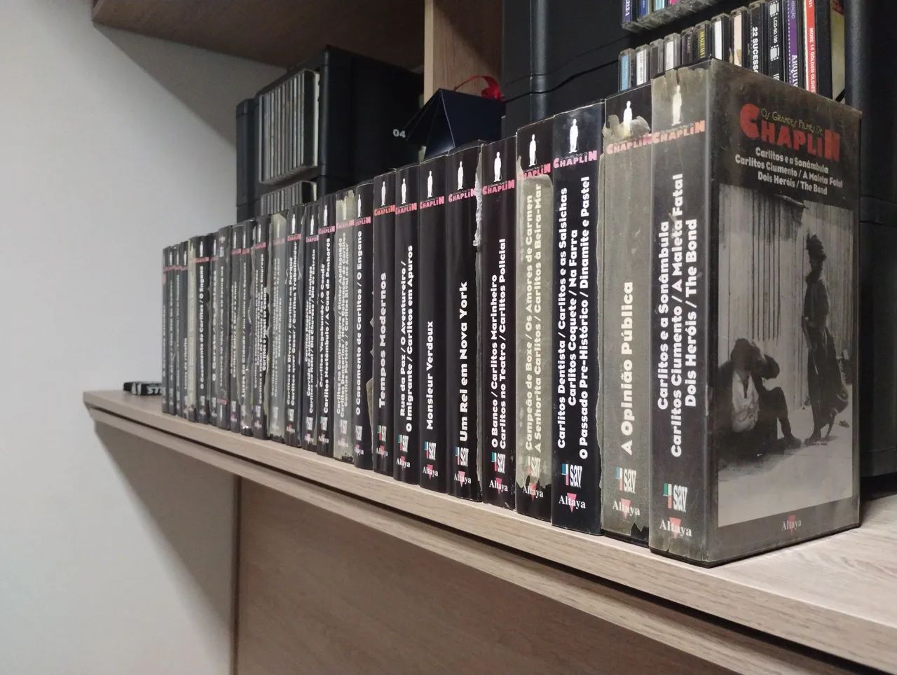 Coleção de fitas VHS Charles Chaplin - 26 filmes - Foto 5