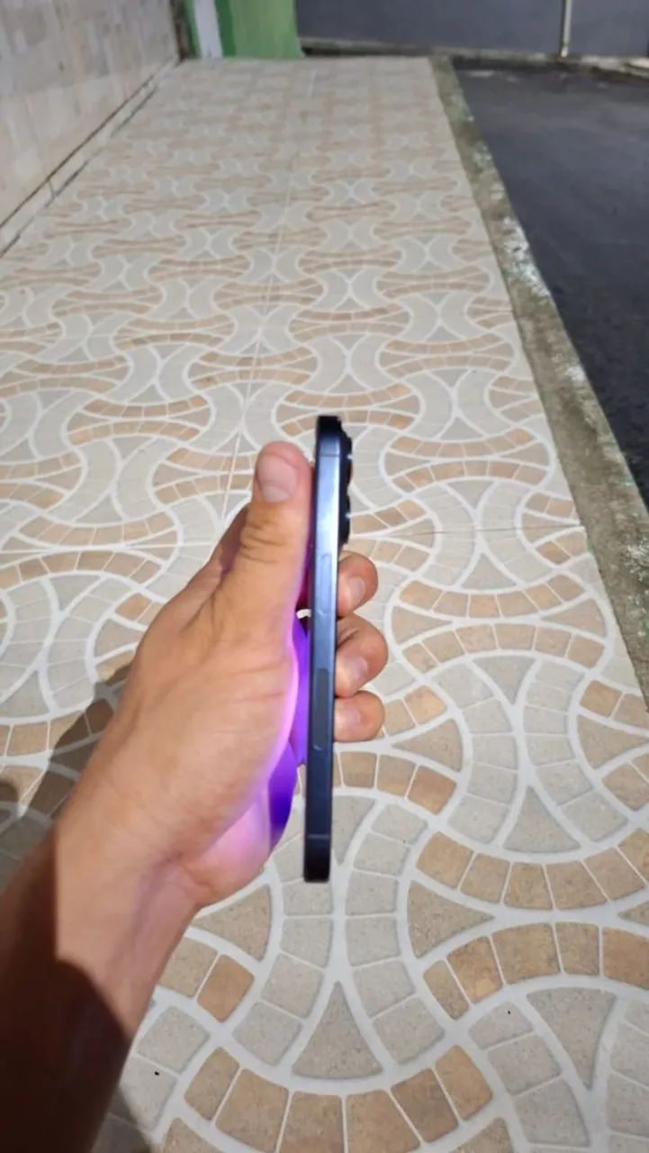 iPhone 15 pro 128gb - Foto 2
