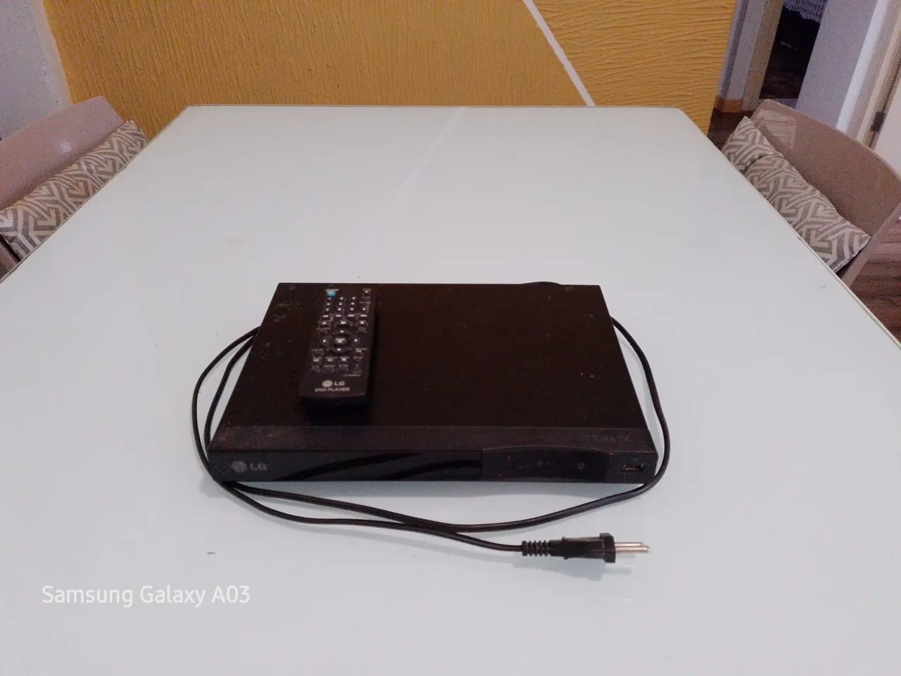 Dvd player LG modelo DP122 
