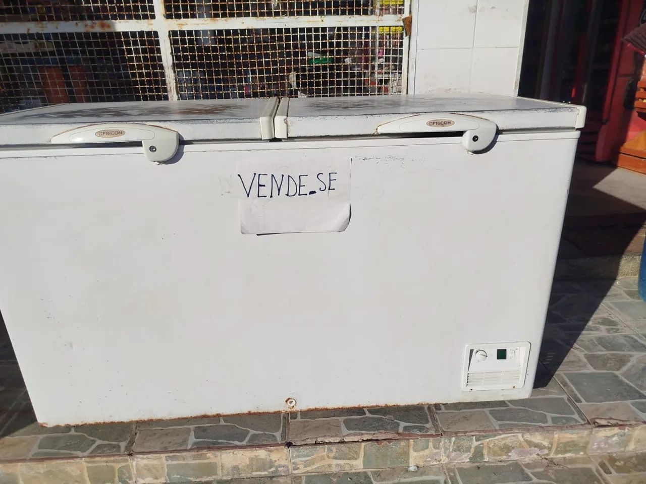 Freezer a venda 