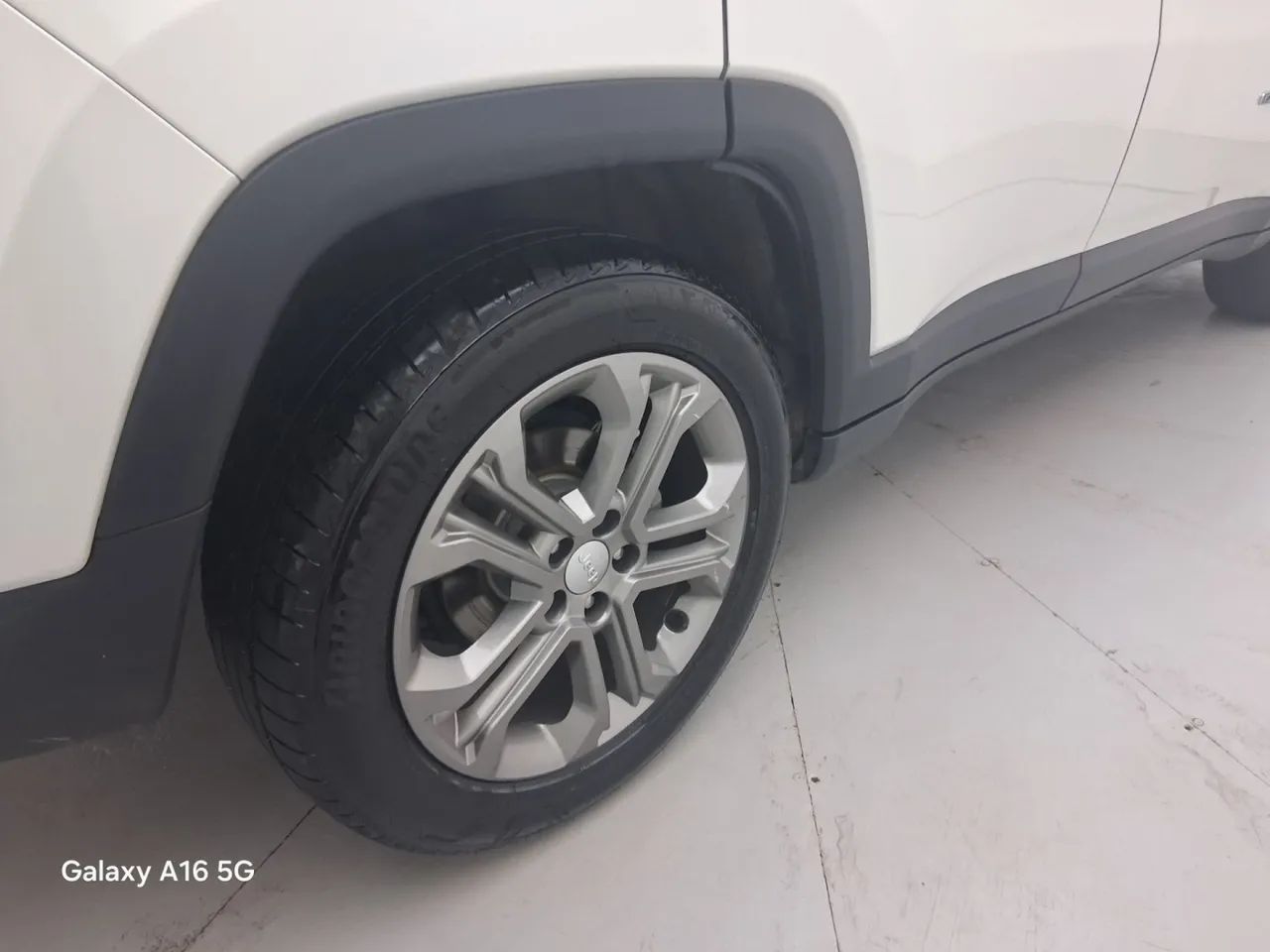 Jeep Compass LONG. T270 1.3 TB 4x2 Flex Aut., foto 14 de 18