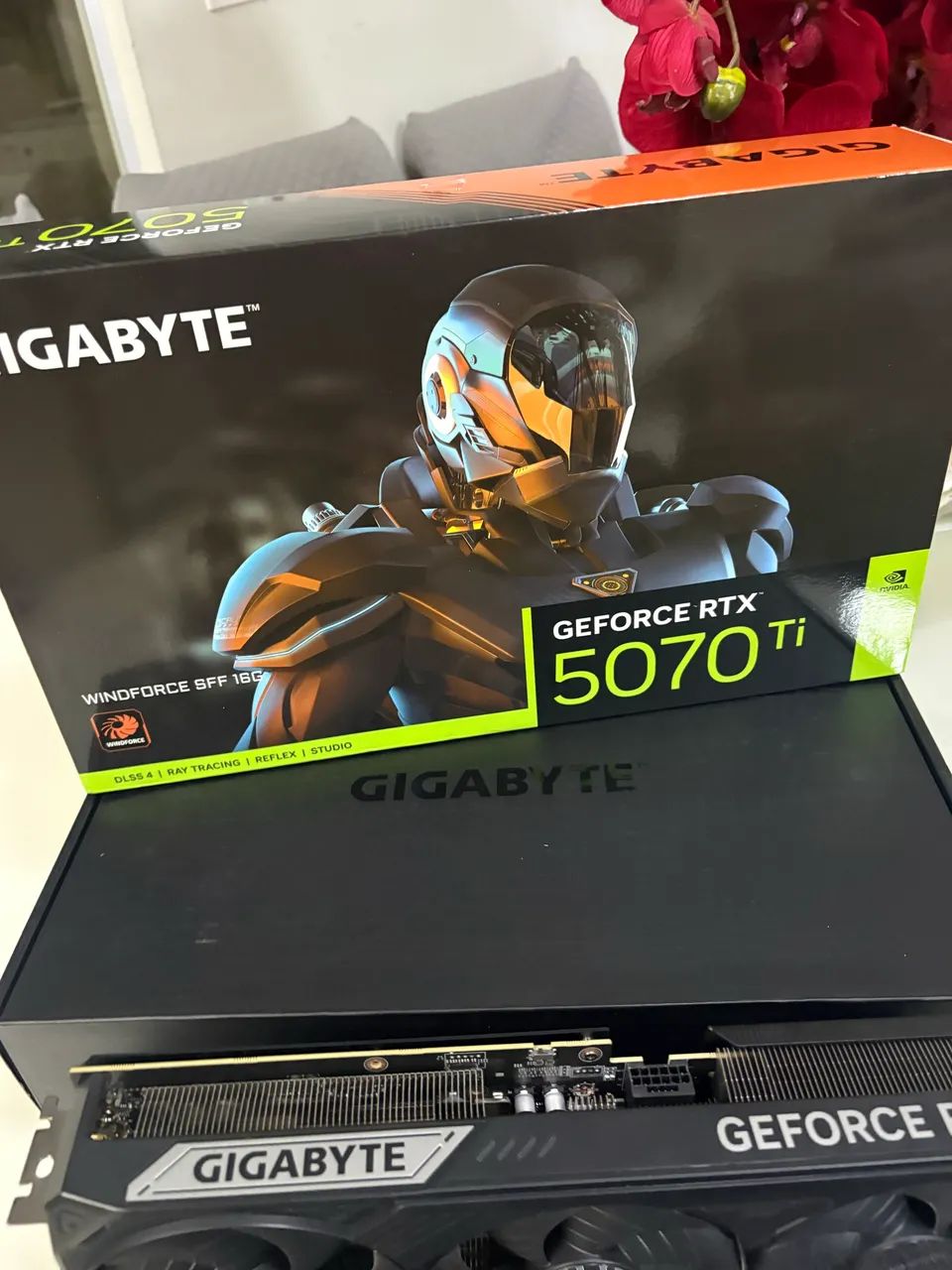 RTX 5070ti 16gb GIGABYTE  - Foto 5
