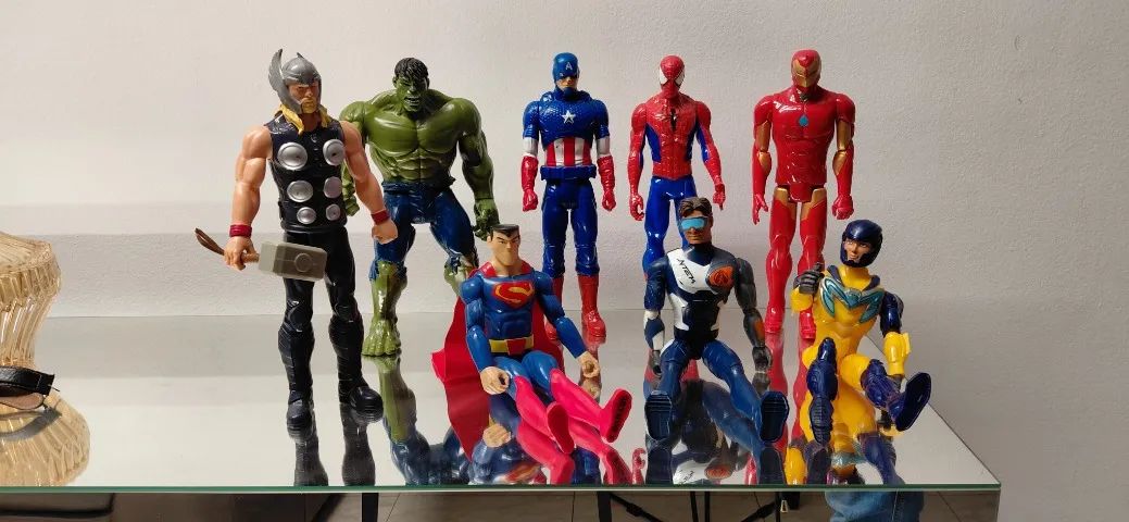 Bonecos marvel vendidos separados