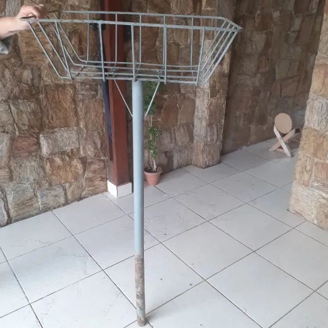 Lixeira de calçada 