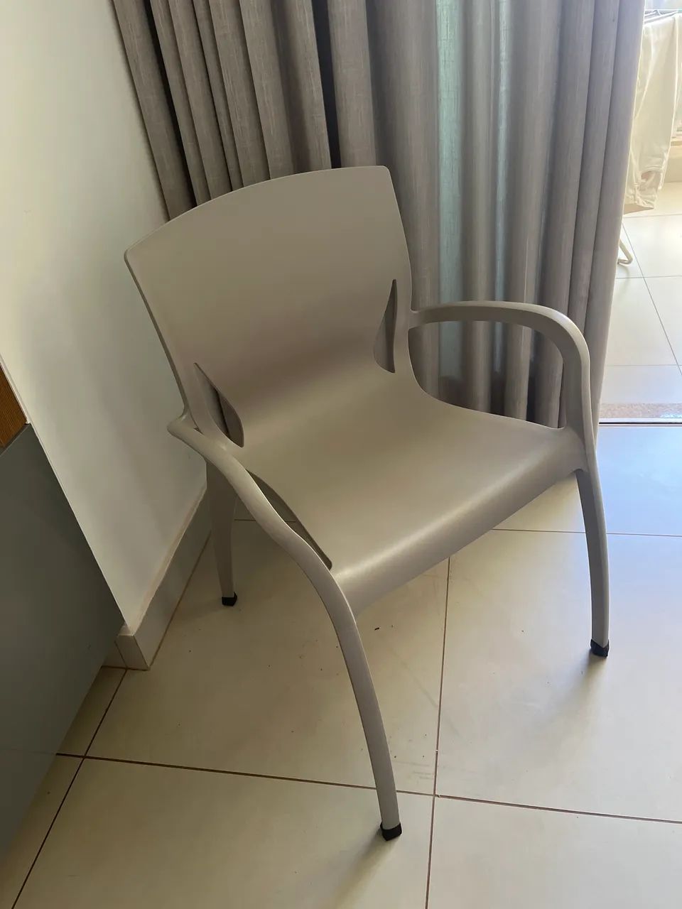 Cadeiras - Foto 2
