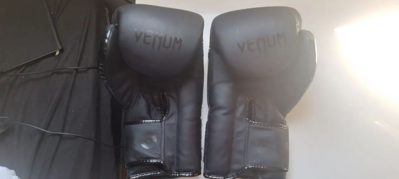 Luva de Boxe Venum(16 oz), Bandagem e Protetor Bucal - Foto 2