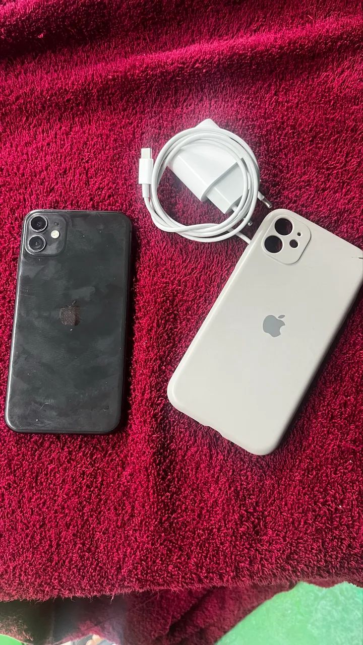 Vendo esse lindo iPhone 11