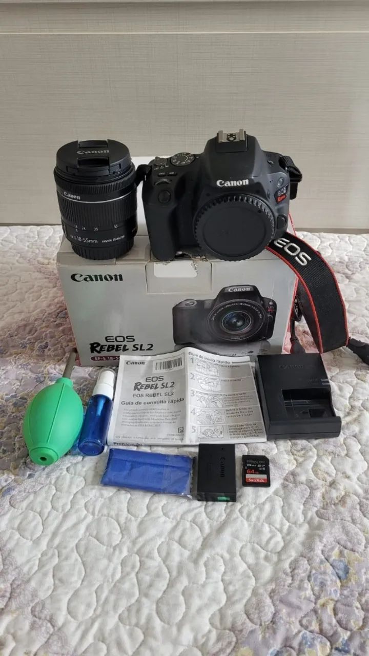 Canon SL2