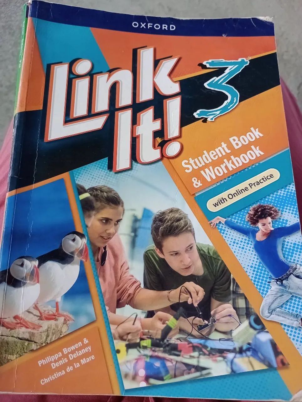 Vendo livro de inglês Link It! 3 - Foto 2