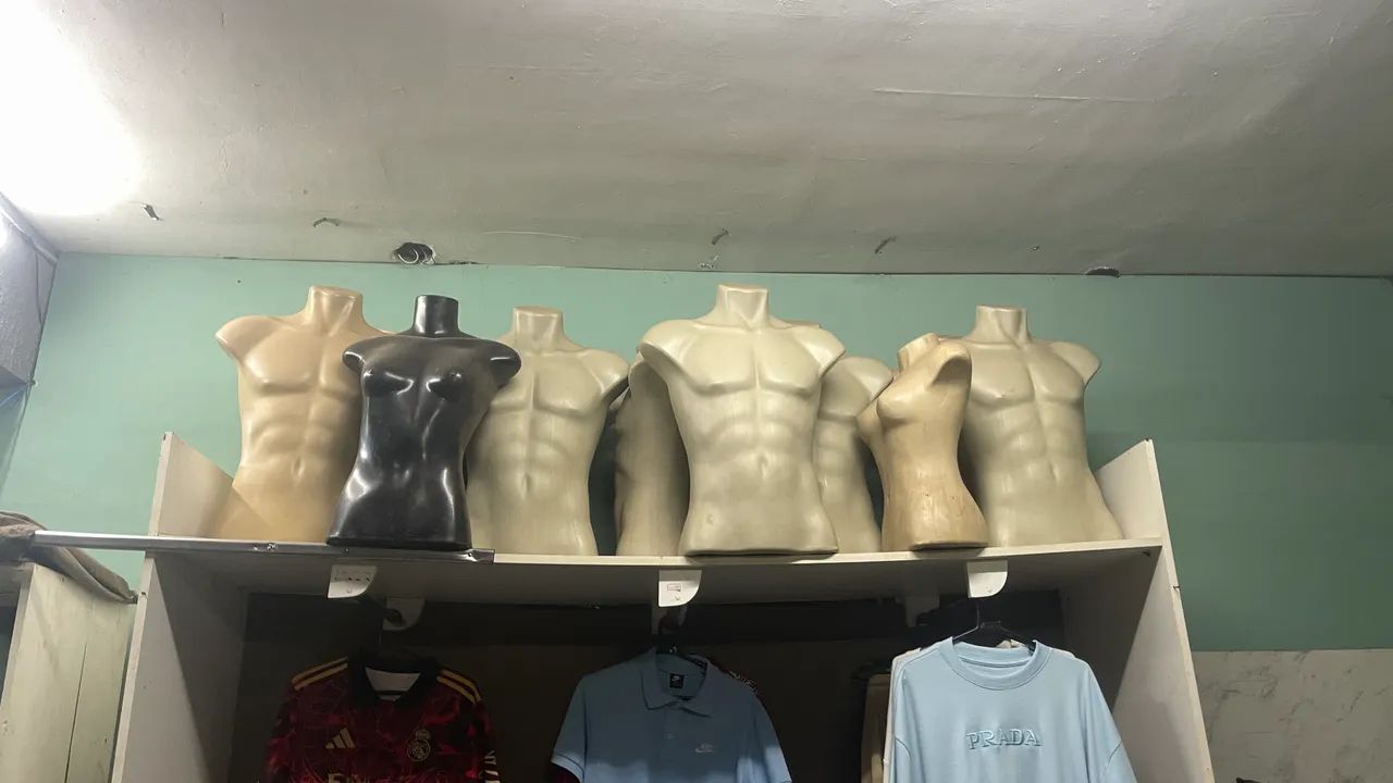 Manequins masculinos corpo todo e meio fibra e normal  - Foto 2