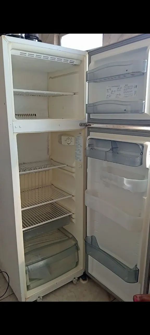 Vendo geladeira consul  - Foto 3