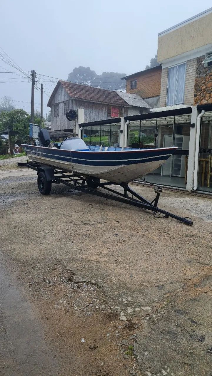 BARBADA Barco alumínio com Motor 30 HP e reboque  - Foto 2