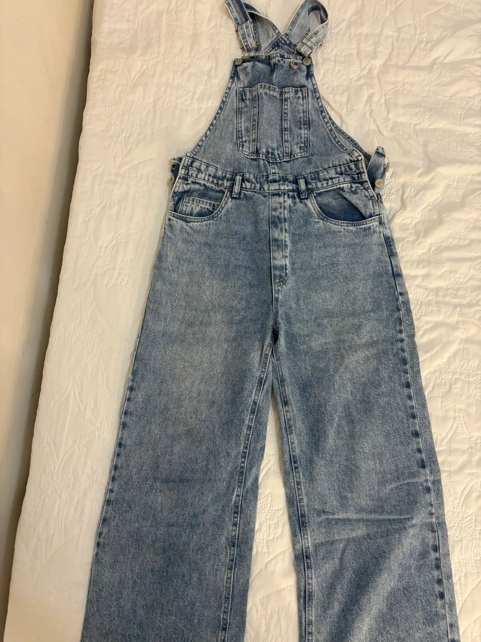 Jardineira Jeans