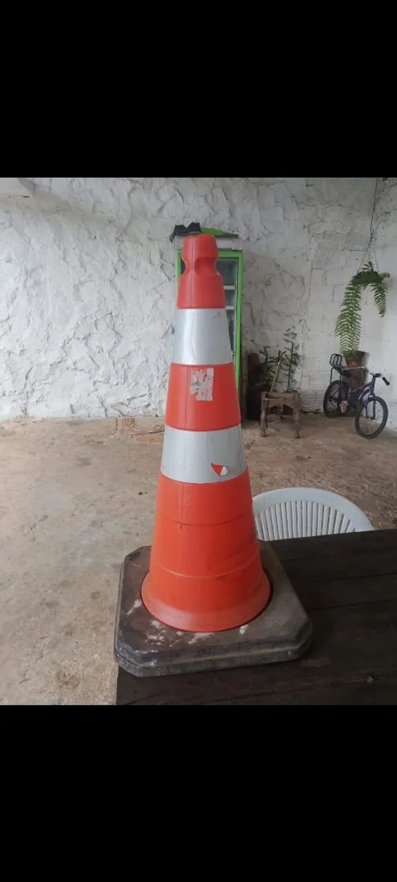 Cones sinalizações 