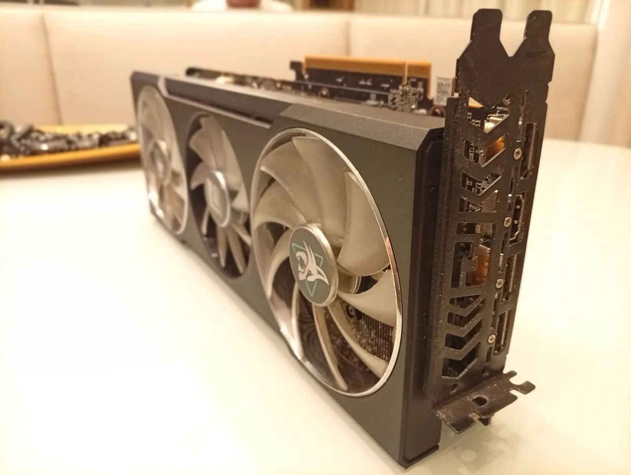 Placa Vídeo GPU Hellhound AMD RADEON RX 6700 XT - Foto 3