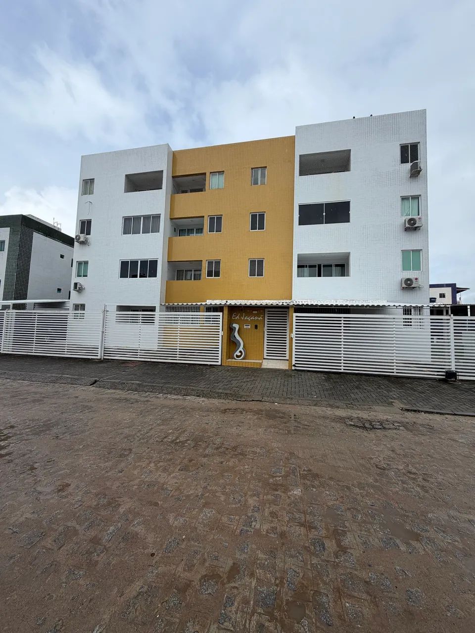 Lindo apartamento no Bessa