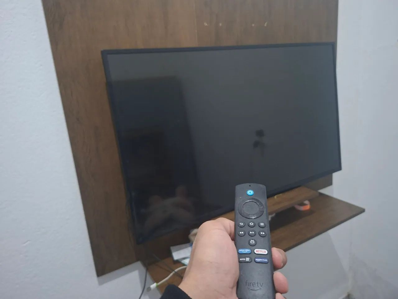 tv smart aoc 42 polegadas com fire stick amazon  - Foto 2