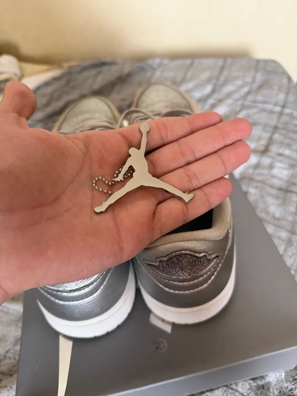 Nike Air Jordan 1 Low OG Neutral Grey Metallic Silver White - Foto 5