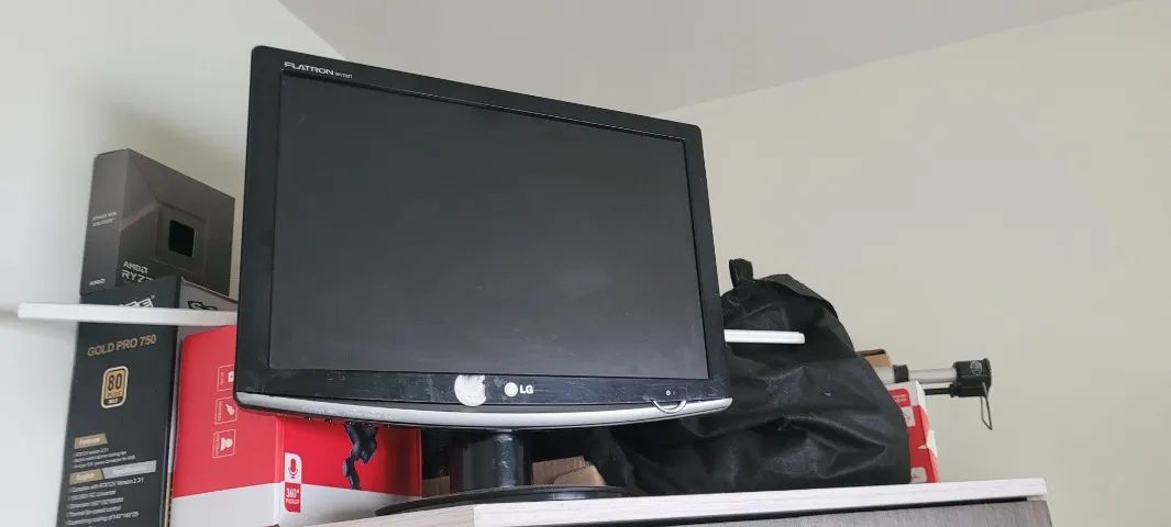 Monitor 17" LG Flatron W1752T
